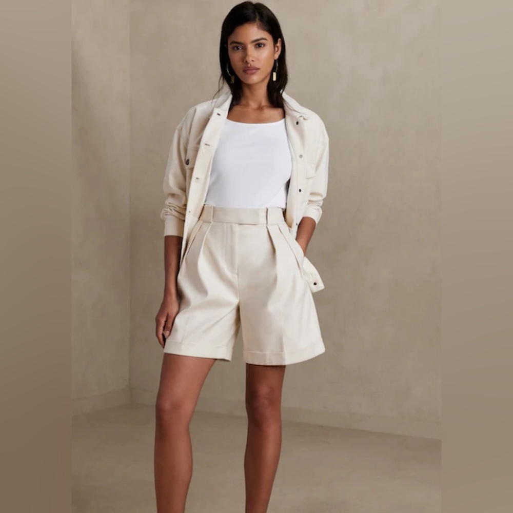 Banana Republic - Cruise Pleated Cotton 6" Short